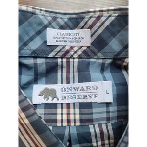 Onward Reserve Classic Fit button down 100% cotton Size Large
